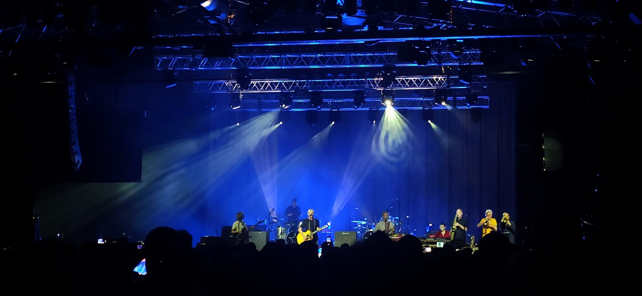 Paul Weller performing live with his band at Alcatraz, Milan on 20th September 2023/ Paul Weller durante il concerto che ha tenuto il 20 settembre 2023 all'Alcatraz di Milano